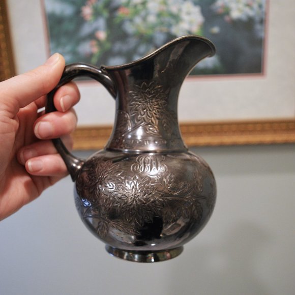 Vintage Meriden B Company Silver Plated Pitcher - Picture 5 of 9